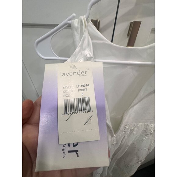 Girls Ivory Sleeveless Floral Lace Dress By Lavender Size 6 Polyester Blend - Picture 4 of 7